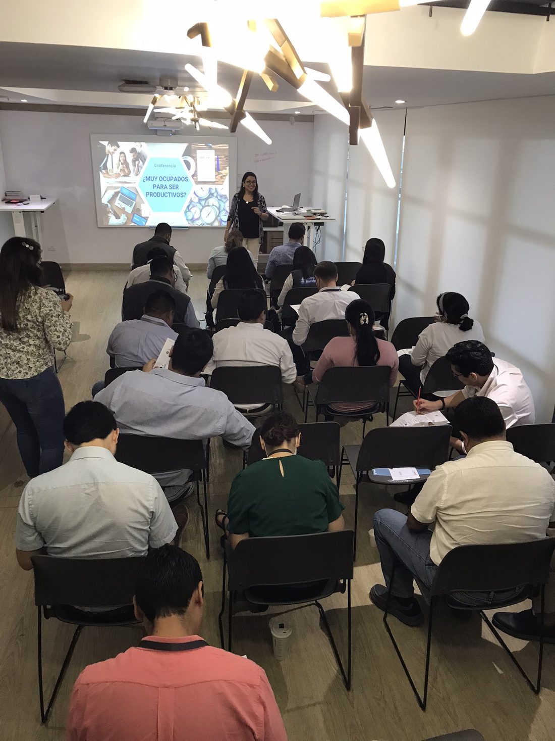 Paradigma B con una organización cliente