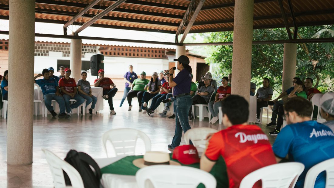 Paradigma B con una organización cliente
